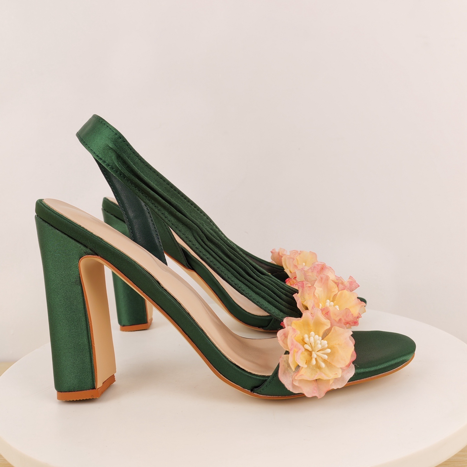 Slingback-Sandalen mit Blockab – Slip Dress Satin Bewertung und Preis