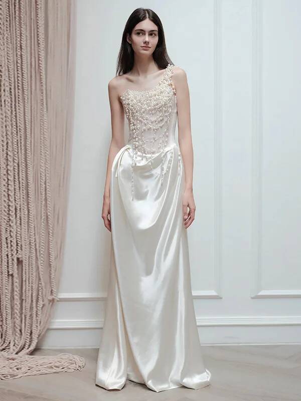Cos 2025 Französisches trägerl – Slip Dress Satin Bewertung und Preis